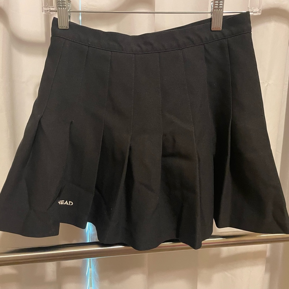 Vintage HEAD tennis skirt. Size 8
